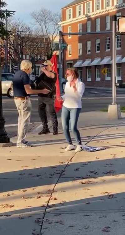 Woman befriends guy flying Trump flag after Biden won until...