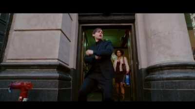 Péter Ugrás Elvtárs