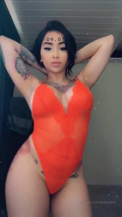 Beautiful babe😍🥵🔥