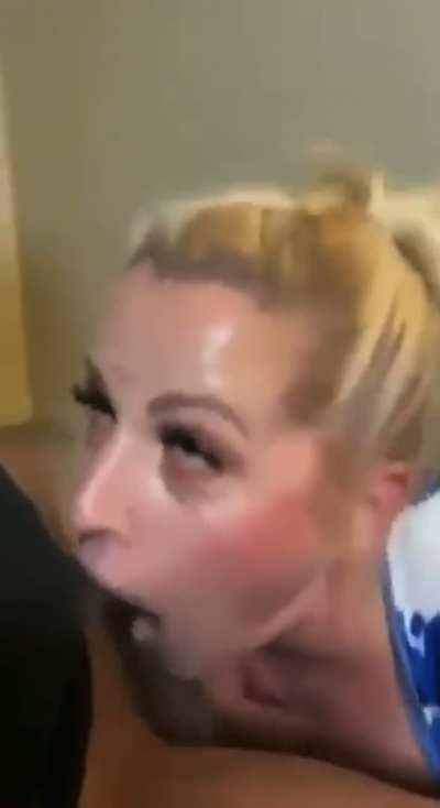 Mom of two hasn't forgotten how to throat big cocks