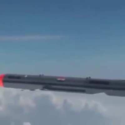 Chasing a cruise missile from a jet