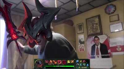 shitpost of the minute