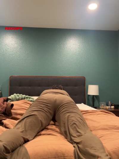 [F] I wonder how you could make it jiggle