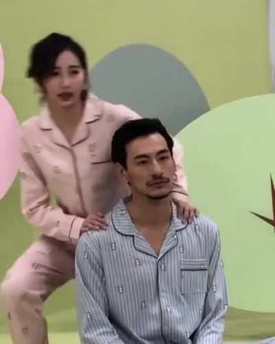 When it's Monday morning and u're forced to smile