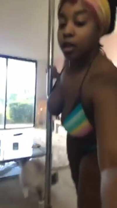 Whole video want fit