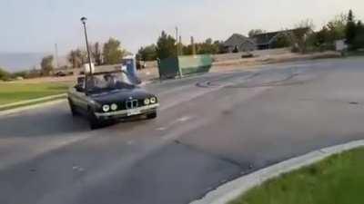 WCGW being an idiot in a car