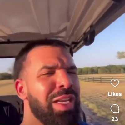 New Drake accent unlocked lmaoo 🤣😭😭. Y’all think Drake should give us a country album ?? 