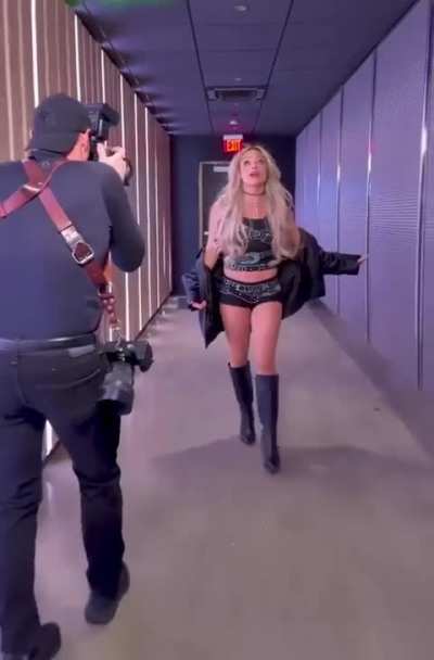 Arriving for Monday Night Raw, 2/2/2025