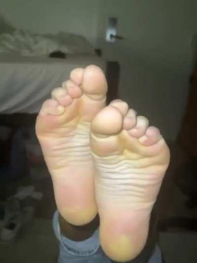 College girl #1 soles @college_soles_