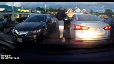 *siiiigh* They look so profoundly identical at times no? 🤦‍♂️