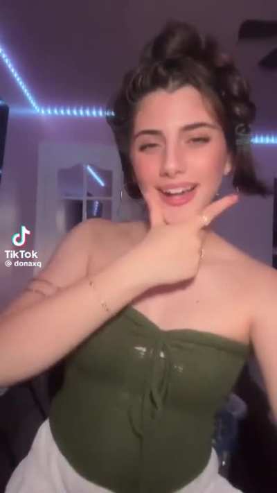 5th load of the day for this sexy slut🥰