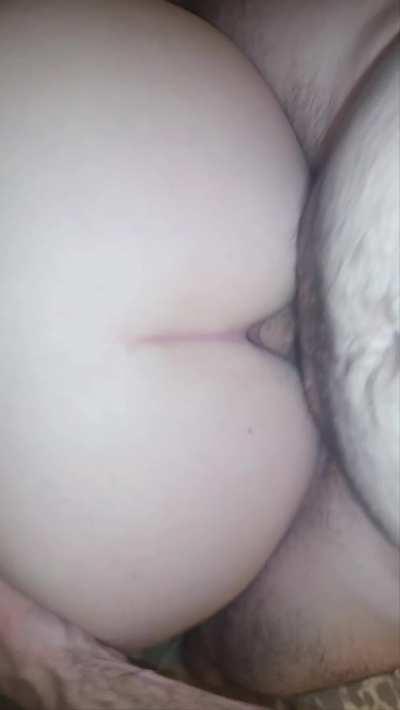 Ass get to jiggling, (m)other(f)uckin' wiggling - sound on!