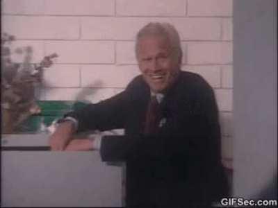 Люди которые сидят на редитбу, но не оставляют комментарии