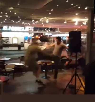 To heckle a comedian