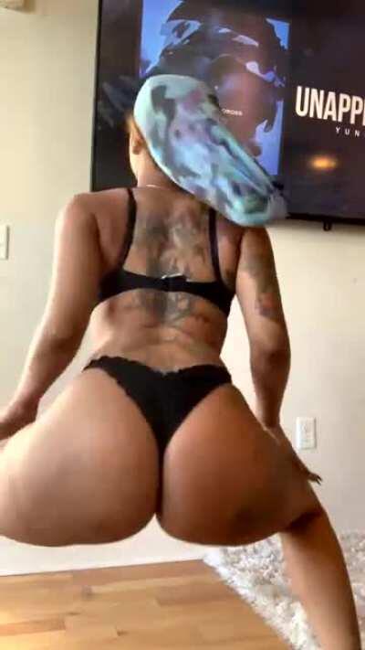 We all have gotten mad free stuff off sites like this stop trying to tax niggas