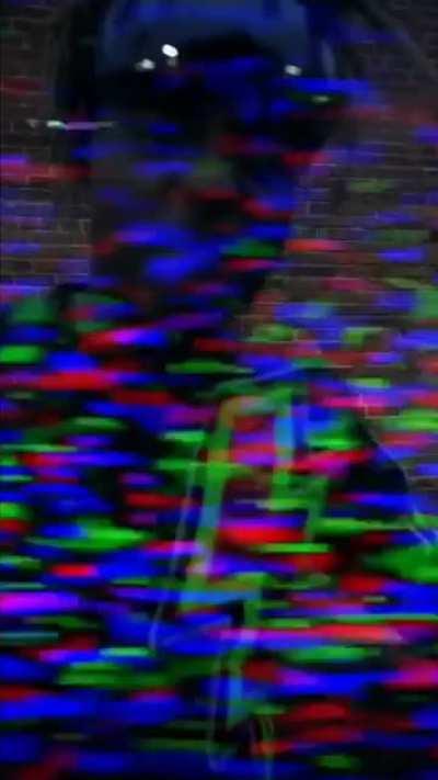 Another Apple Vertical Video, this one is for Fast, 999