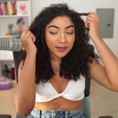 I take it back she does show her body off