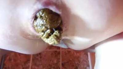 Look at that big poop