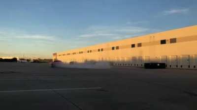 Que episódio o Lucas Neto ensina isso?