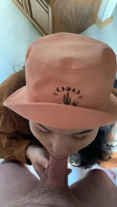 I made Cedeh cum on my face