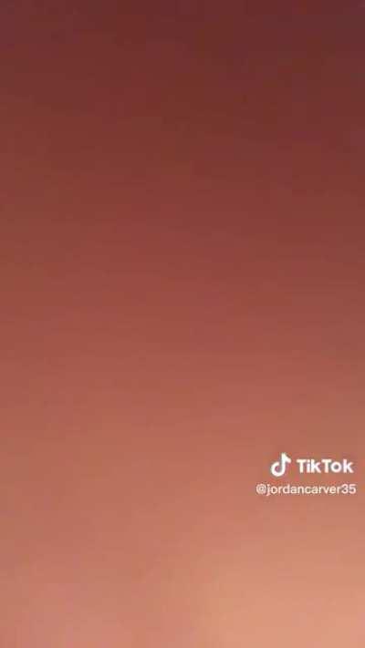 95% of this guy’s account is weird, fetishizing stuff like this. So uncomfortable to watch