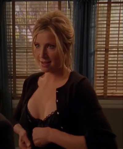 Sarah chalke