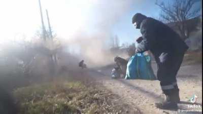 NSFW: Close call in civilian evacuation in Ukraine (credit @geopoliticmess on Tik tok)