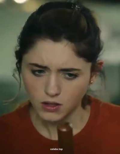 Natalia Dyer (Stranger Things) channeling Harry Potter (Yes God, Yes - 2019)