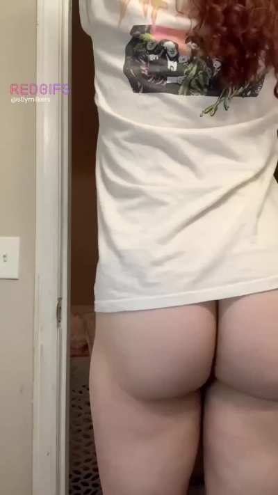 Guys never know I have a dick 🍑 let’s chat 💞 check the comments for a 🥵 link 👇 for me :)