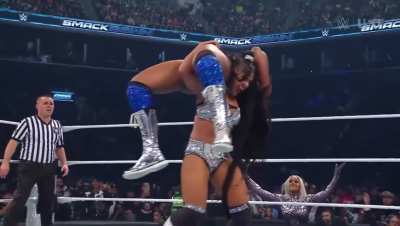Bianca puts down Lash 💪🏽