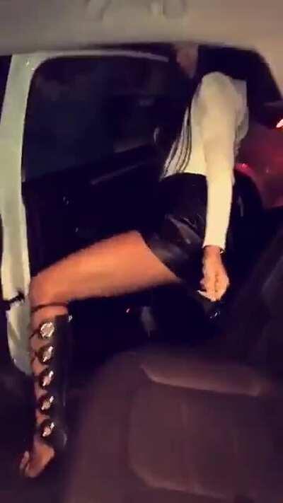 Thirst Trap Tuesday - Draya