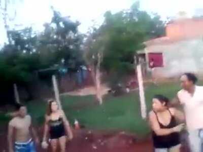 Vendo casa, vecindario tranquilo y atletas en salto ol&iacute;mpico... desde misiones arg