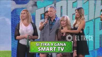 El día que Karina Milei y su perro Aaron participaron en el programa de Guido Kaczka