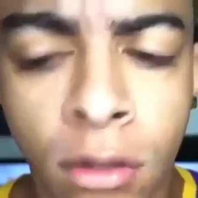 Fui assistir Toaru Kagaku no Railgun, mas dropei no segundo ep, não consigo tankar sexualização infantil.