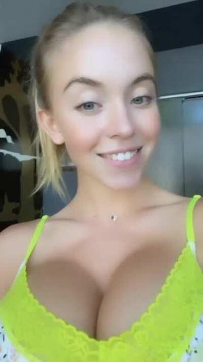 Savage x Fenty (Spliced Videos)