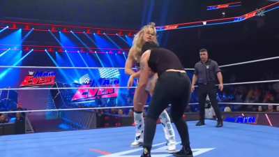 Maxxine Dupri is in action!