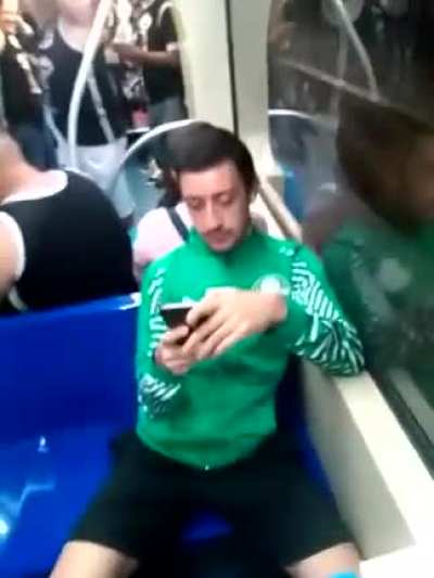 Será que estava tenso para o palmeirense?