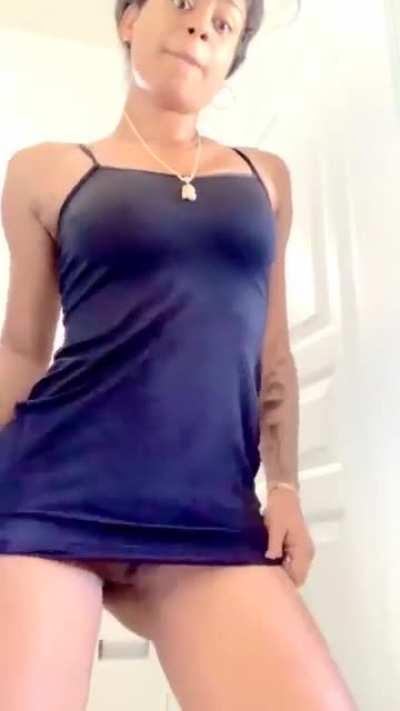 Her booty looks perfect 👌🏼