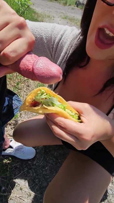 tacos are yummier with that special sauce