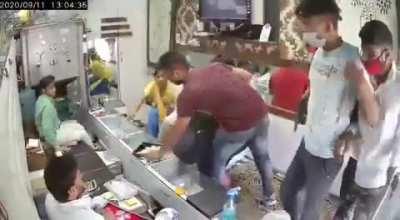 Robbing jewellery store ? Sanitize your hands first