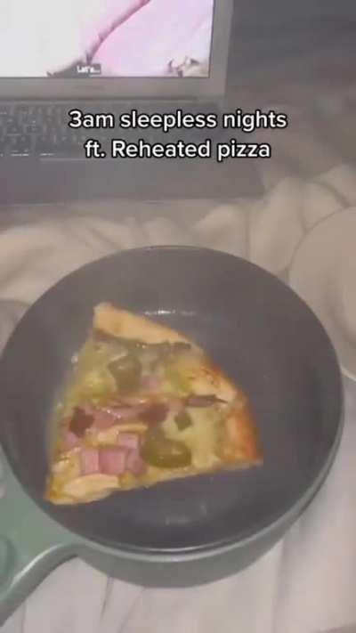 Pizza lookin mad tasty