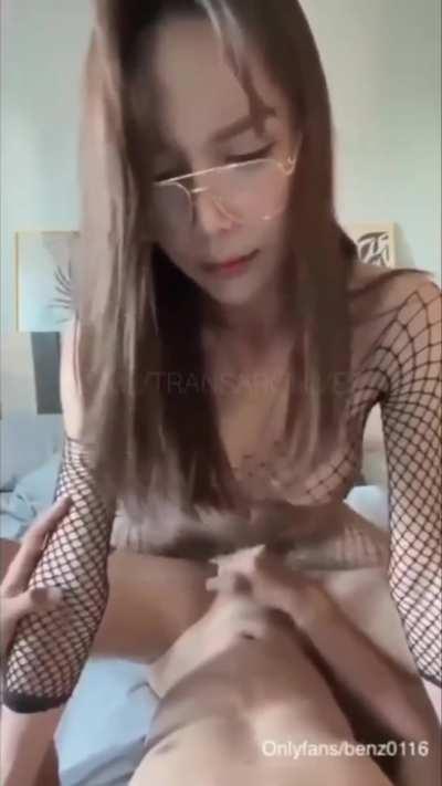 Relax and let her fuck you 💦