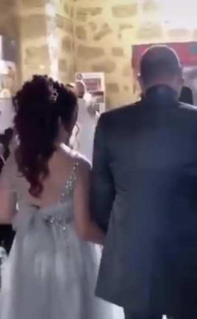 Обожаю свадьбы. Расчуствовался аж ппц....