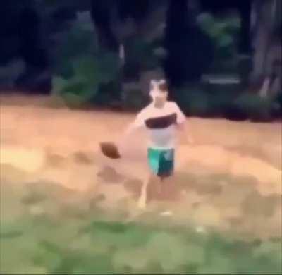 NAH WTF GOING ON 😭😱😨