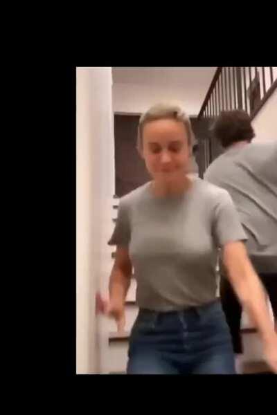 i stabilized the stairwell descending clip