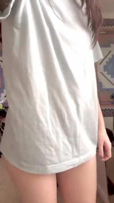 im hiding some cheeks back here, wanna see?