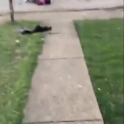 Hood chick shot on live after walking up to a car