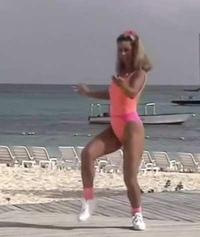 Ya think she knows ?