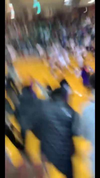 Here’s a video of Tari Eason hitting a buzzer beater to win the metro championship for my high school (Garfield) back in 2020