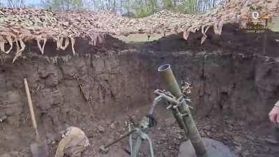 Ru pov.Servicemen of the special forces unit of the Russian Armed Forces are working on enemy positions with a 120-mm mortar (2B11). Zaporozhye direction.
